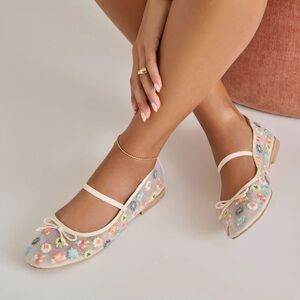 dolce vita cadel floral ivory mesh ballet flats